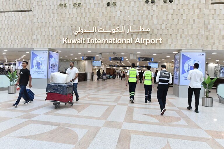 الطيران-المدني-الكويتي-يعلن-تفعيل-خطة-الطوارئ-في-مطار-الكويت.jpg