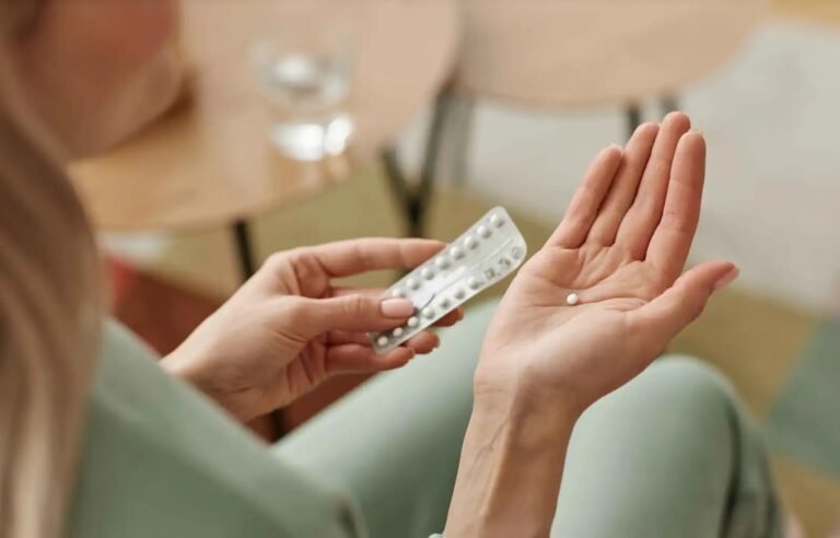 شائعة-المياه-على-المخ-تشعل-الجدل-حول-أدوية-منع-الحمل.jpg