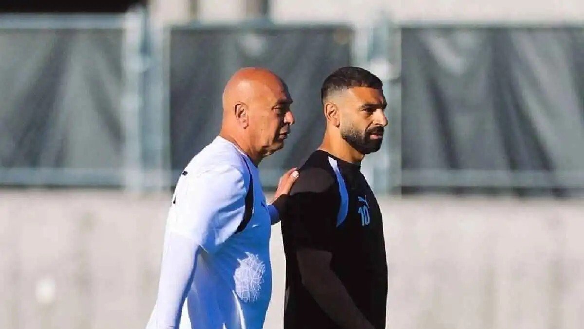 قبل-لقاء-نيوزليندا-حسام-حسن-يشيد-بمحمد-صلاح-والجماهير-المصرية.jpg