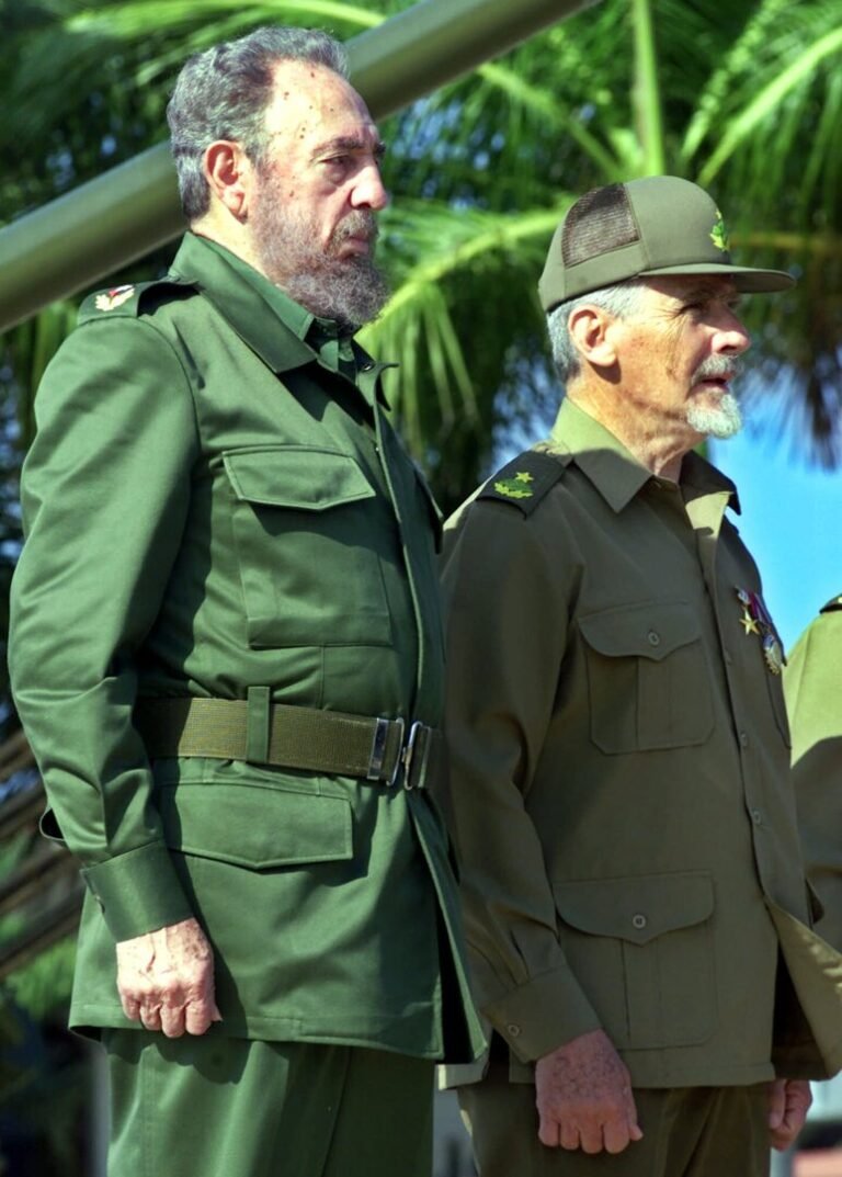 ​قاتل-⁠إلى-جانب-كاسترو-رحيل-المناضل-الكوبي-الكبير-راميرو-فالديس.jpg