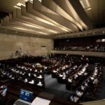 الكنيست-الإسرائيلي-يصادق-بالقراءة-التمهيدية-على-مشروع-قانون-حظر-الأذان.jpg