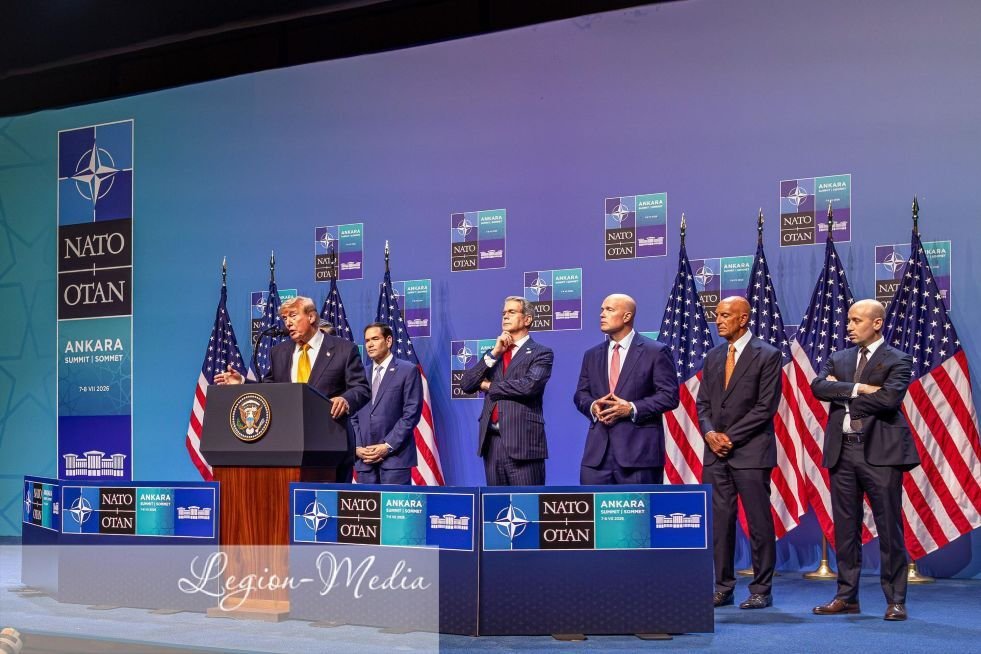 ترامب-في-قمة-الناتو-–-نزوات-وتقلبات-وإهانات.jpg