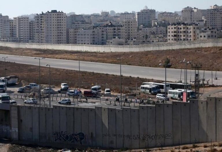 حماس-تدين-وضع-حجر-الأساس-لـمركز-التراث-في-مطار-القدس.jpg