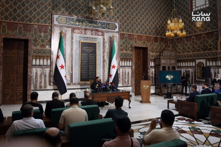 رئيس-اللجنة-العليا-يعلن-أسماء-قائمة-الشرع-في-مجلس-الشعب.jpg