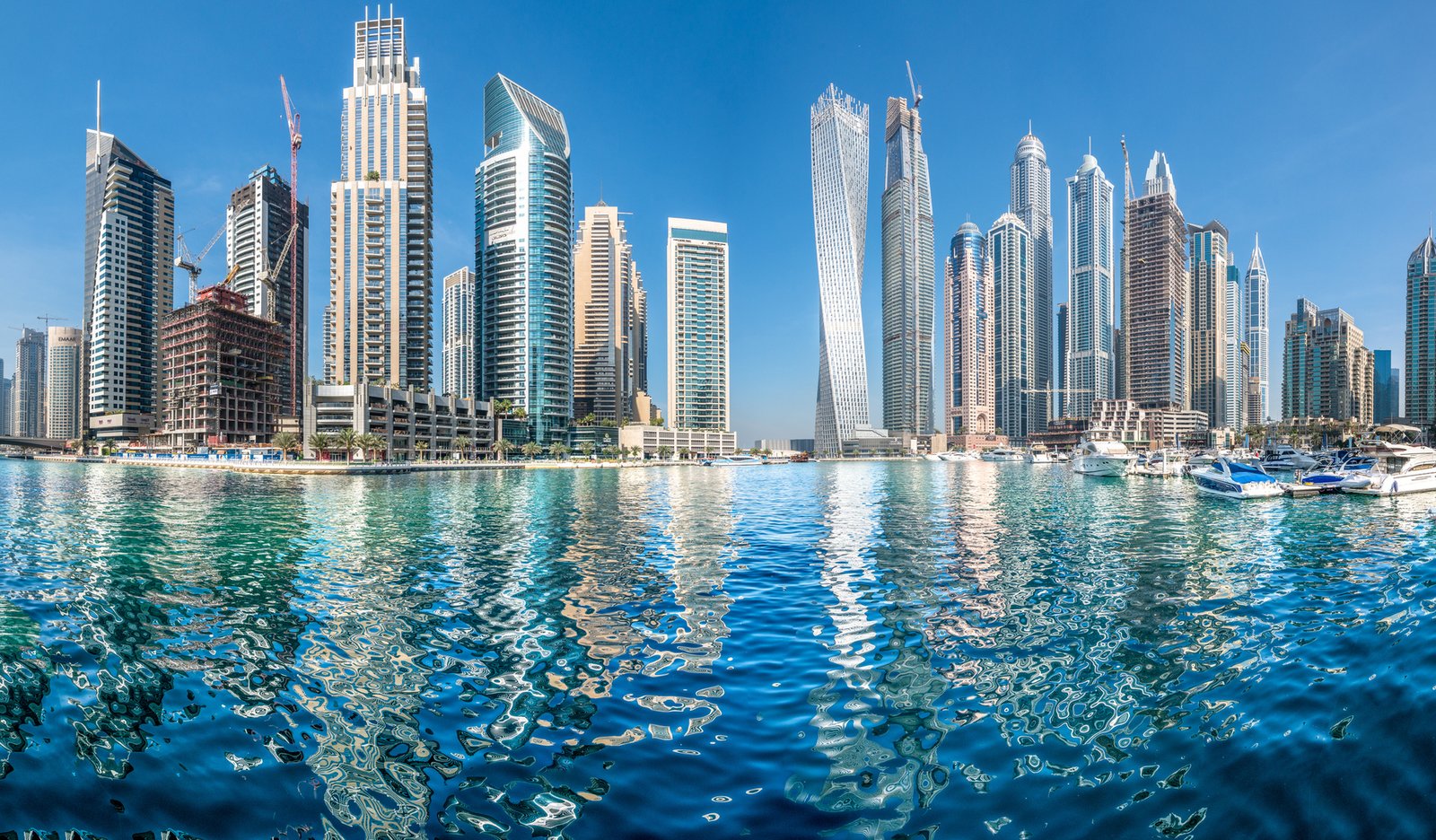 زخم-قوي-للقطاع-العقاري-الإماراتي-خلال-النصف-الأول-من-2026.jpg