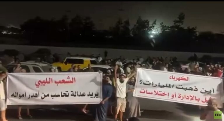 ليبيا-عصيان-مدني-في-عدد-من-مناطق-العاصمة-طرابلس-صور.jpg