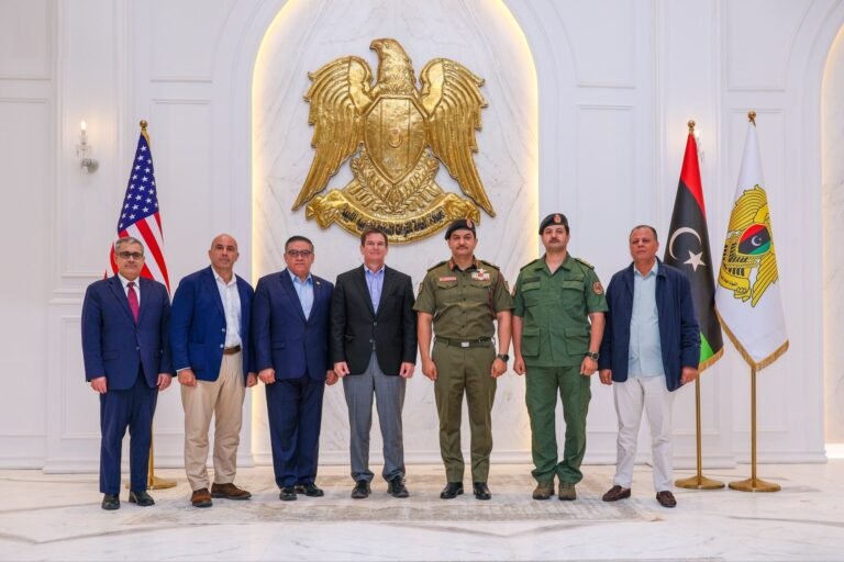 وفد-من-الكونغرس-في-ليبيا-لبحث-توحيد-المؤسسة-العسكرية.jpg