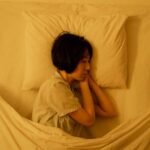 5-عادات-يومية-تساعدك-على-نوم-أفضل-وأكثر-راحة.jpeg