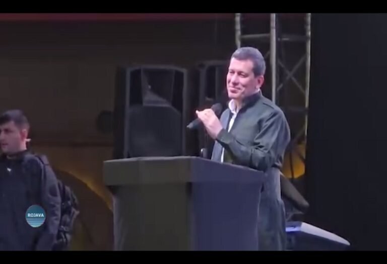 إعلان-تاريخي-من-قائد-قسد-عن-مرحلة-جديدة-والاندماج-في.jpg