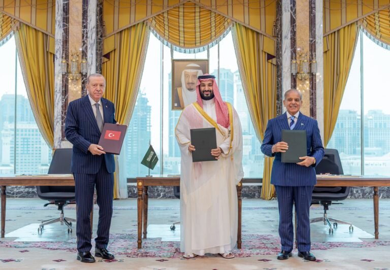 اتفاقية-مكة-للدفاع-المشترك-تفتح-باب-المندب-أمام-سيناريو-جديد.jpg