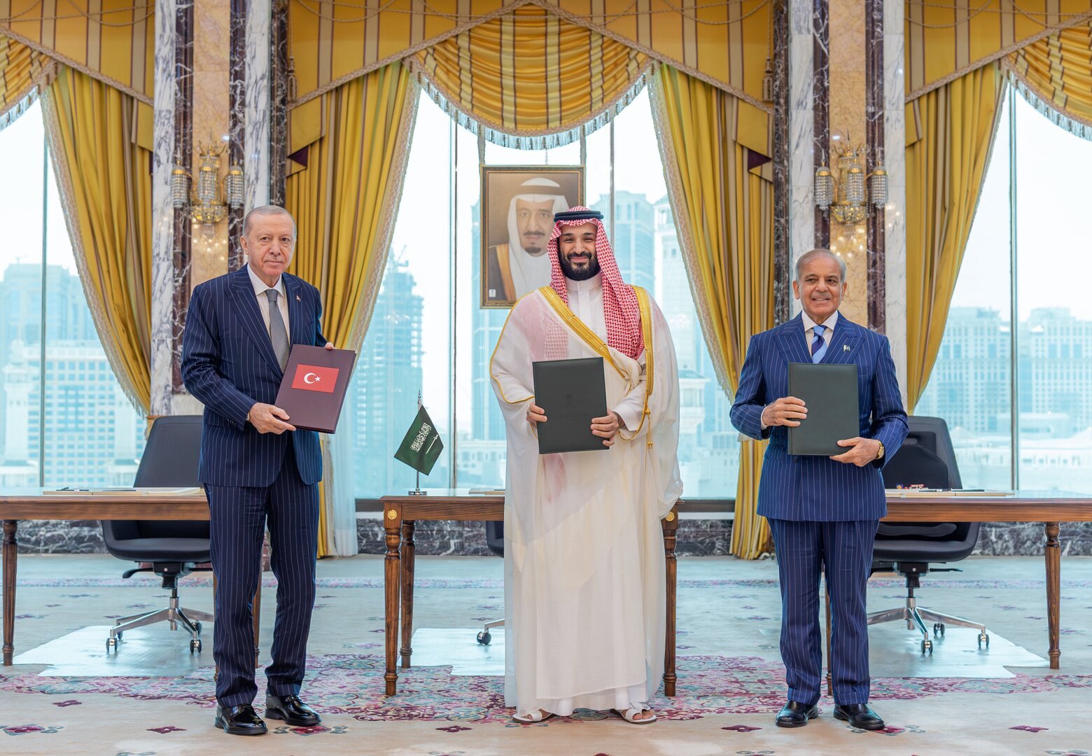 اتفاقية-مكة-للدفاع-المشترك-تفتح-باب-المندب-أمام-سيناريو-جديد.jpg
