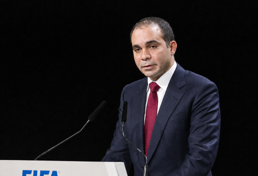 الأمير-علي-بن-الحسين-يشن-هجوما-حادا-على-الفيفا-وإنفانتينو.png