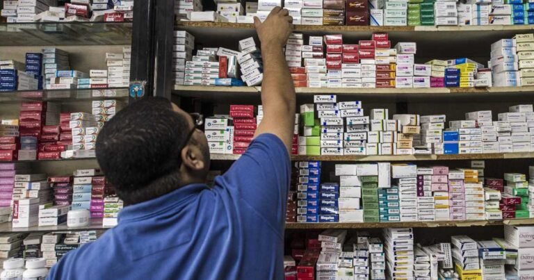 بعد-تجرع-السم-طفلة-تثير-جدل-صرف-الوصفات-الطبية-في.jpg