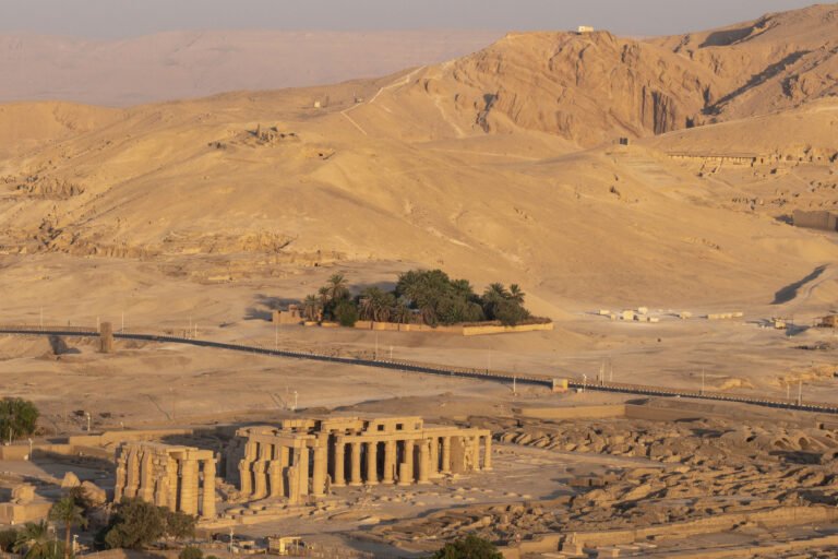 دراسة-تكشف-أسرار-مقبرة-فرعونية-استخدمت-لنحو-500-عام.jpg