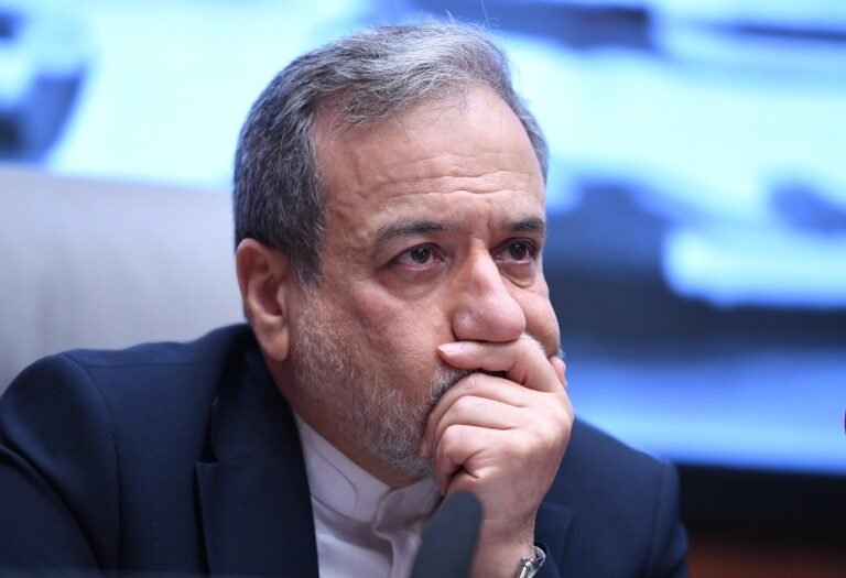 عراقجي-لفرنسا-كفى-محاضرات-في-حقوق-الإنسان-وموقفكم-نفاق-صارخ.jpg
