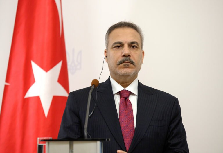 فيدان-لا-نعتبر-سلام-ليبيا-واستقرارها-منفصلين-عن-استقرارنا.jpg
