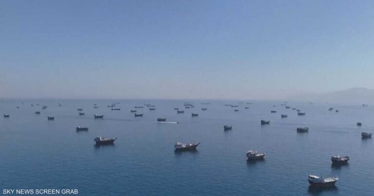 مضيق-هرمز-بين-واشنطن-وطهران-وضع-هش-ينذر-بمواجهة-أكبر.jpeg
