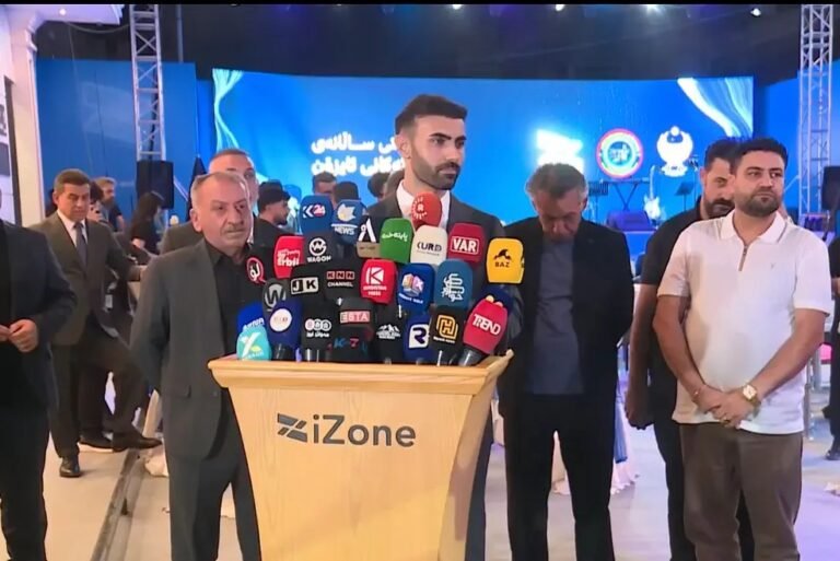 iZone-تعلن-قرب-وصول-iPhone-18-الى-الاسواق-العراقية-وتكرّم-ثلاث.jpg