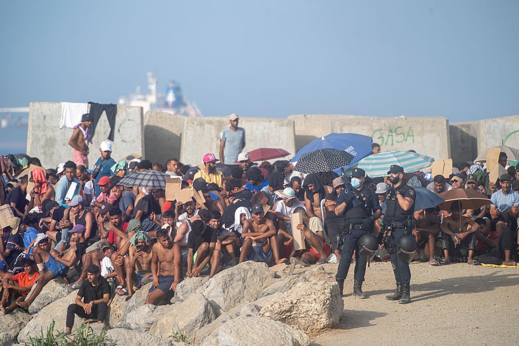 إسبانيا-تعلن-عودة-آلاف-المهاجرين-من-سبتة-إلى-المغرب.jpg