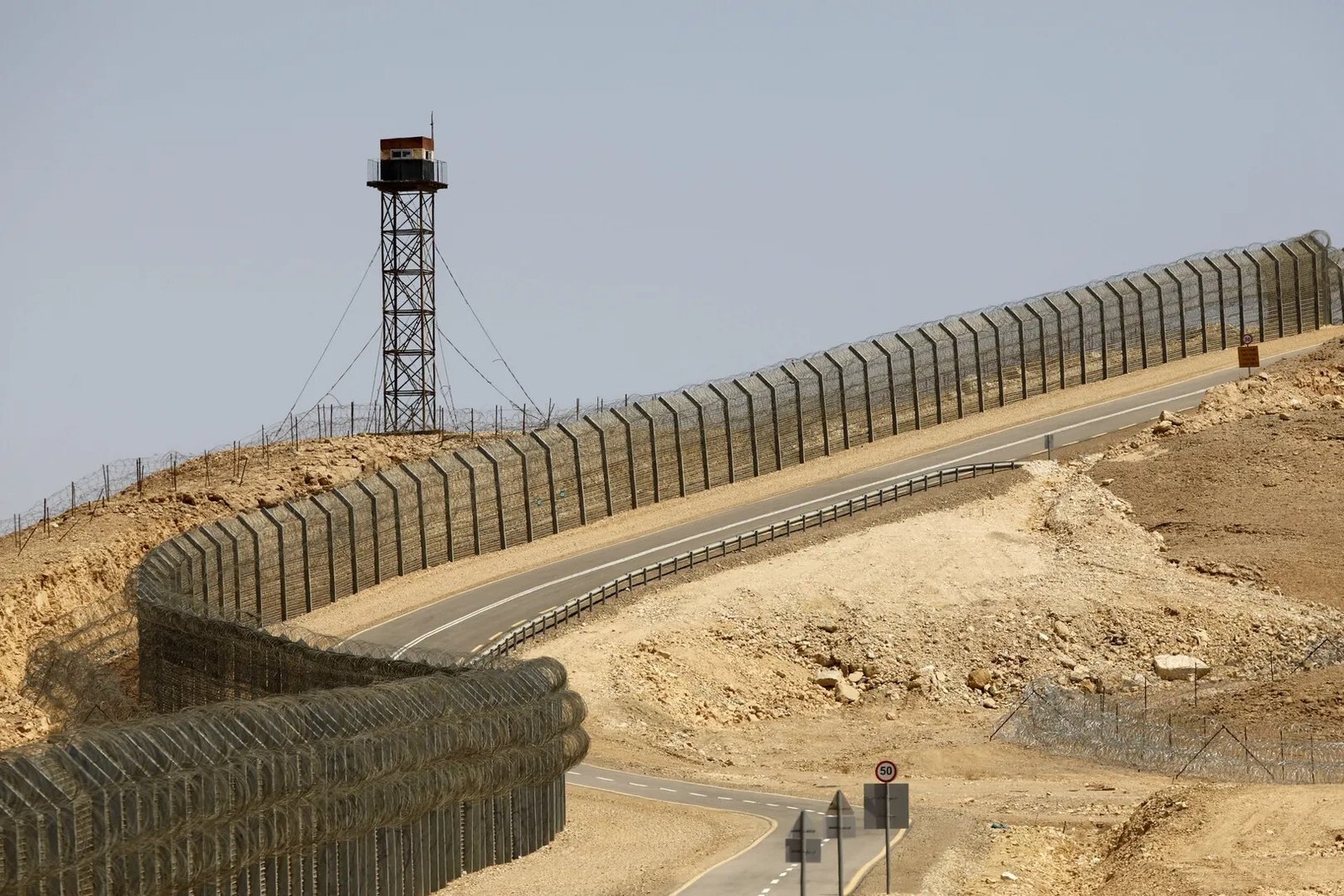 الجيش-الإسرائيلي-يحبط-محاولة-لتهريب-المخدرات-في-مسيّرة-قادمة-من.jpg
