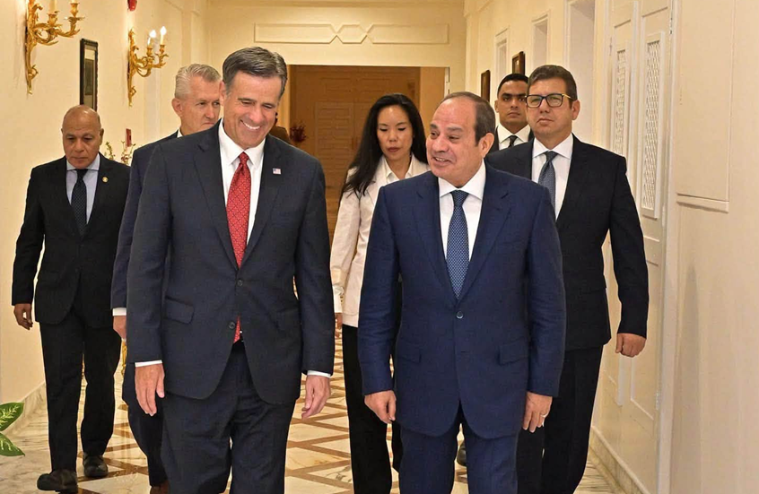 بعد-تطورات-باب-المندب-تحركات-مصرية-لاحتواء-مخاطر-الملاحة-والطاقة.png
