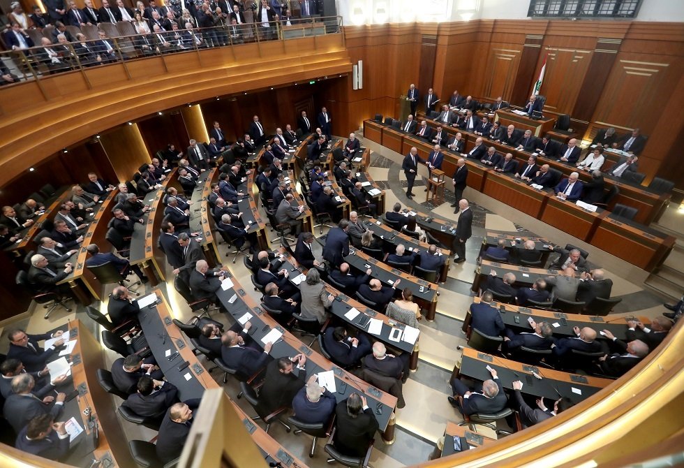 سجال-نيابي-لبناني-حاد-اتهامات-بالعمالة-وانقسام-حول-السلاح-والسلام.jpg