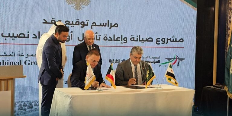 سوريا-توقيع-عقد-إعادة-تأهيل-أوتوستراد-نصيب-دمشق-صور.jpg