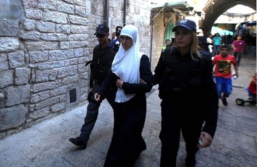مركز-فلسطيني-تصعيد-ممنهج-في-الانتهاكات-بحق-الأسيرات-في-سجن.jpg