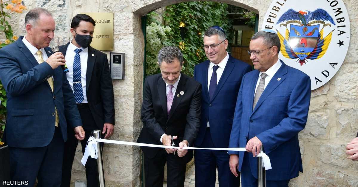 إدانات-عربية-وإسلامية-لافتتاح-سفارة-كولومبيا-في-القدس.JPG