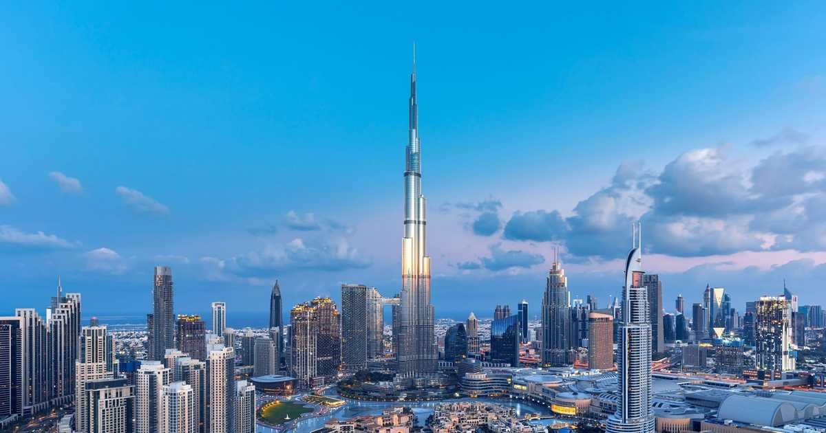 اقتصاد-دبي-يسجل-129-مليار-دولار-في-النصف-الأول-من.jpg