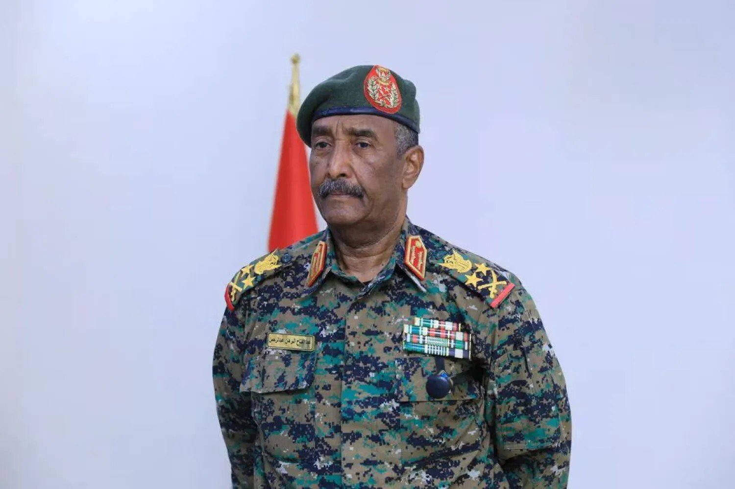 البرهان-يتسلم-أوراق-اعتماد-أربعة-سفراء-لدى-السودان-صور.jpg