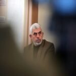 رسالة-التضامن-والثبات-من-الحوثي-إلى-السنوار-قبل-مقتله-في.jpg