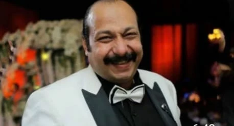 عاملين-إيه-يا-صيع-تسبب-أزمة-بين-محمد-ثروت-وطلاب.webp.webp