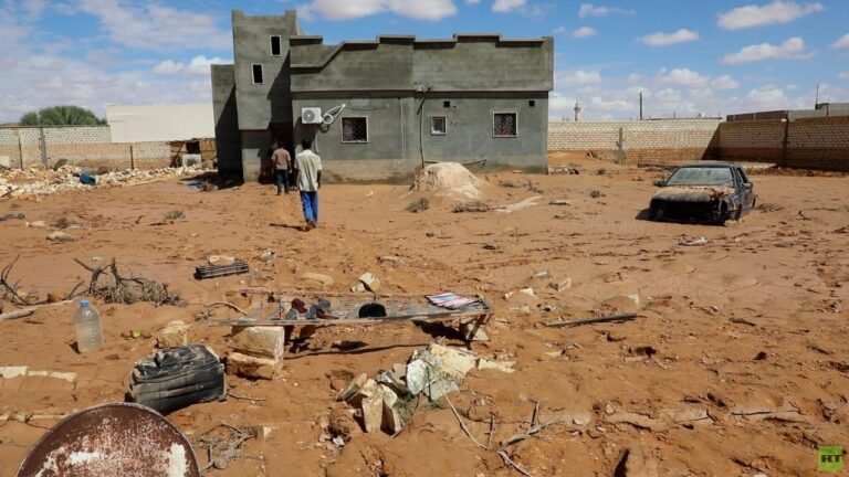 نسمة-بعد-السيول-عائلات-بلا-مأوى-وأرزاق-جرفتها-المياه-ومطالبات.jpg